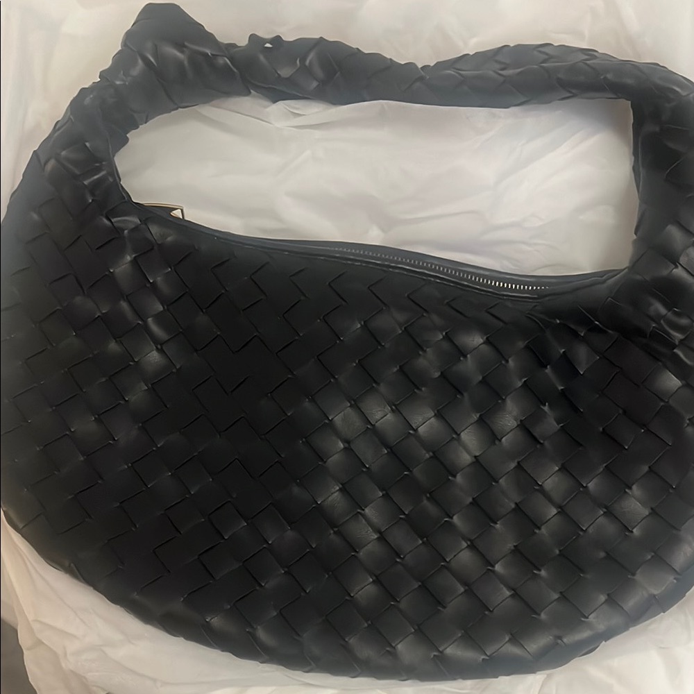 Elegant Black Woven Women's Bag